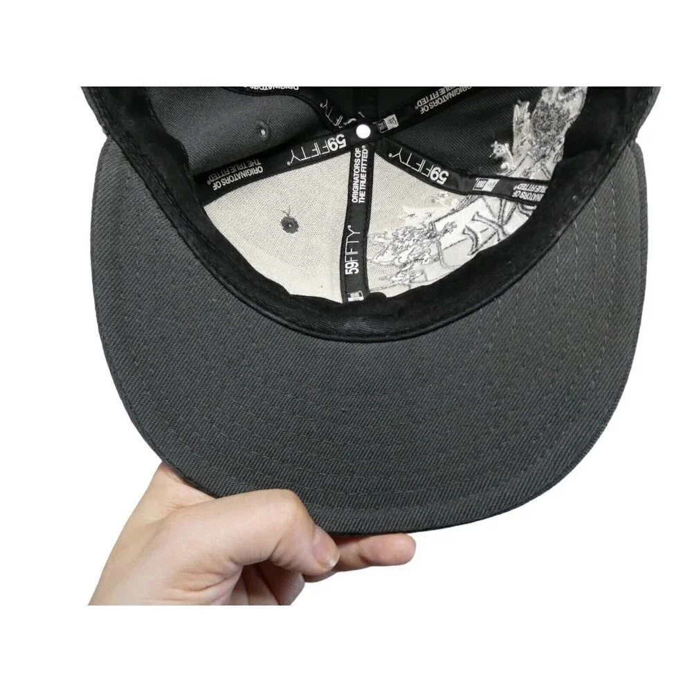 New Era New York Yankees Dark Grey Family‎ Crest Logo Hat 59Fifty Fitted 7 5/8